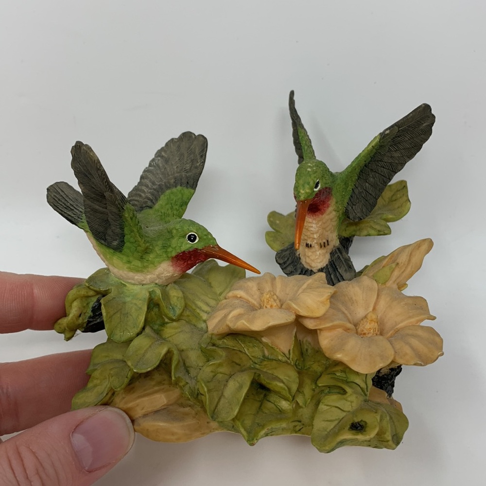 Hummingbird Figurine with Flower - Picture 2 of 5